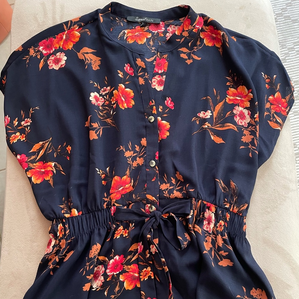 Navy/orange floral Blouse